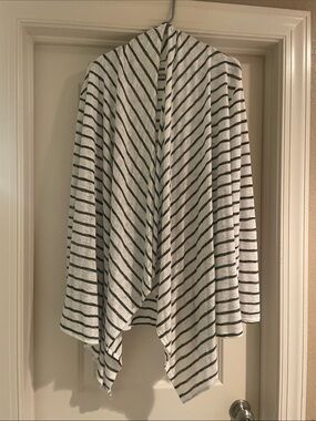 Striped Open-Front Women’s Cardigan Sweater - White & Black